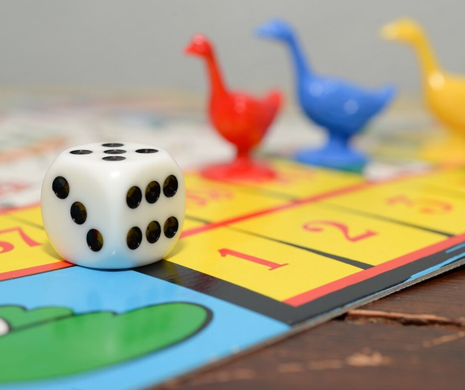 21 Family Game Night Games