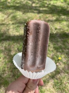 Popsicle drip catcher summer life hacks