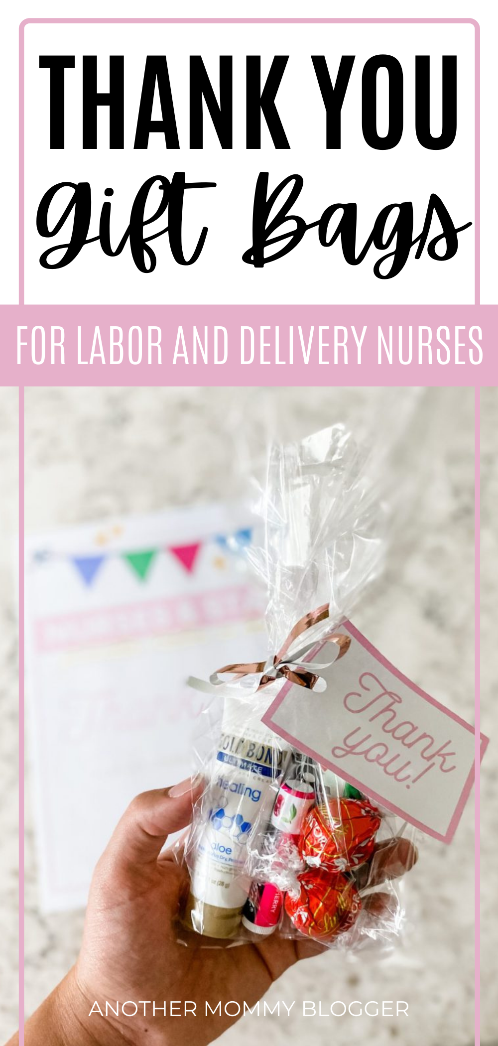 Are you making labor and delivery nurse gifts. Here is a list of ideas for what to put in baby nurse gift bags. #pregnancy