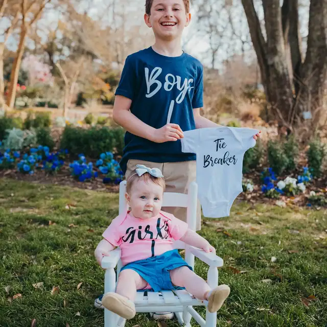 Tie breaker baby announcement