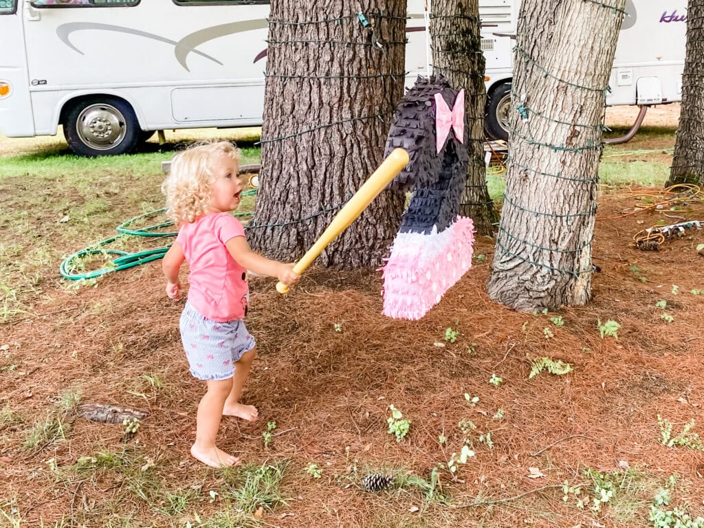 Minnie Mouse birthday party piñata