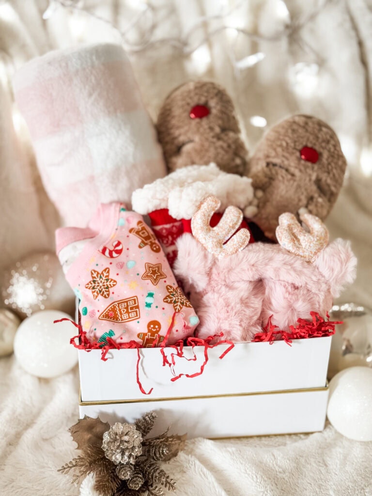 Cozy Christmas Eve box ideas