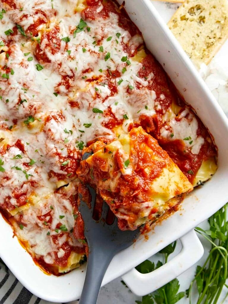 Freezer spinach lasagna roll ups