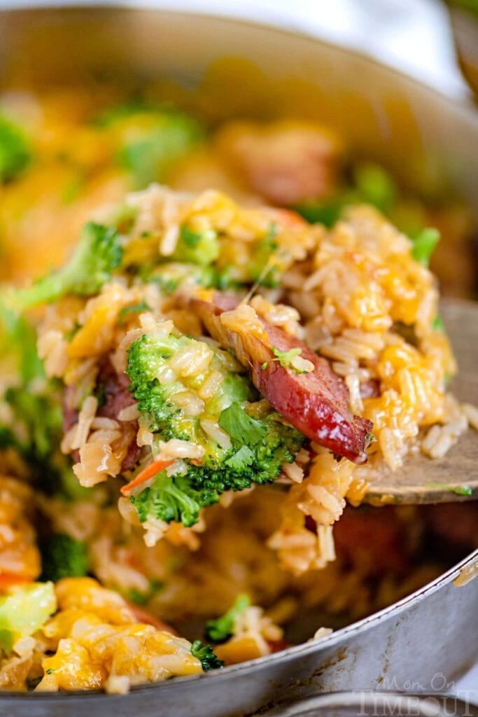 Cheesy kielbasa rice and broccoli skillet